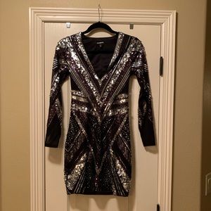 Cocktail dress size 2- sequence